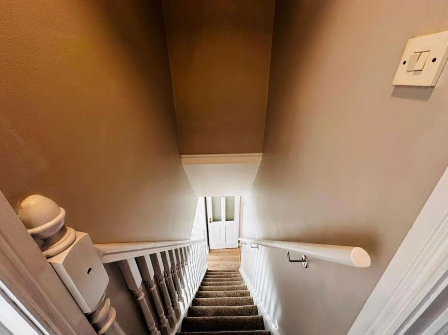 Gaeltacht Quarter Cosy Home Белфаст Экстерьер фото